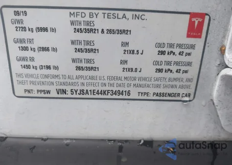 2019 Tesla Model S 100D/Long Range/P100D/Performance z USA, uszkodzony, nr VIN 5YJSA1E44KF349416